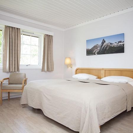 Stetind Hotel Kjøpsvik Екстериор снимка